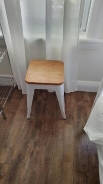 That will as the lounge area to sit down it was up 6 flights if stairs I had my auntie with emphasema and was given the run around when trying to cancel even though I had insurance and applied before the cut off will never use wotif ever again