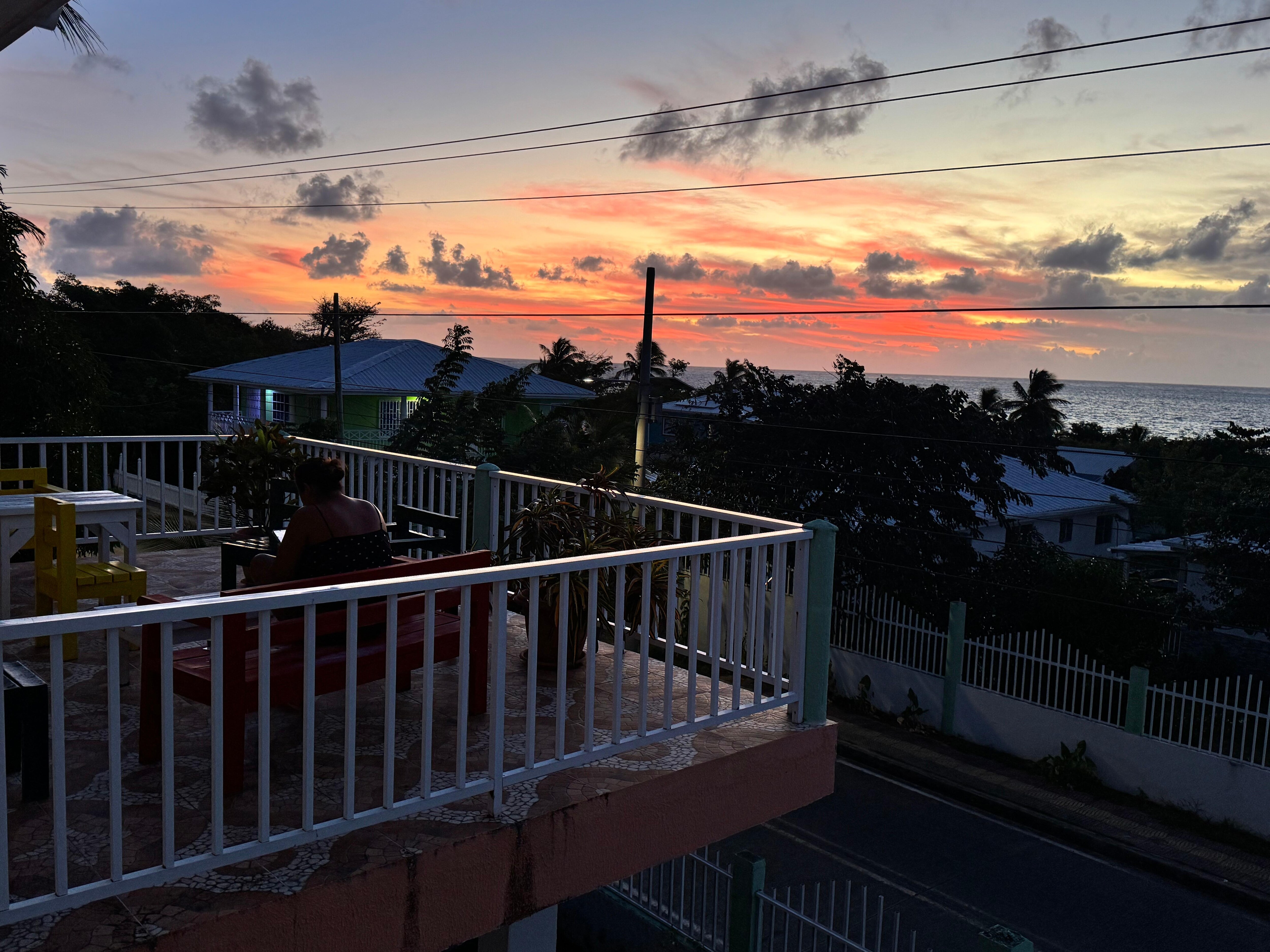 Posada Enilda sunrise viewz