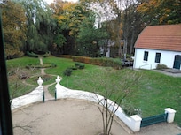 Barkenhoff mit Blick zum Hotel Buchenhof