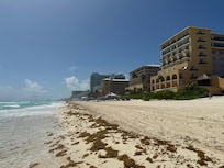 Vista do hotel, da praia
