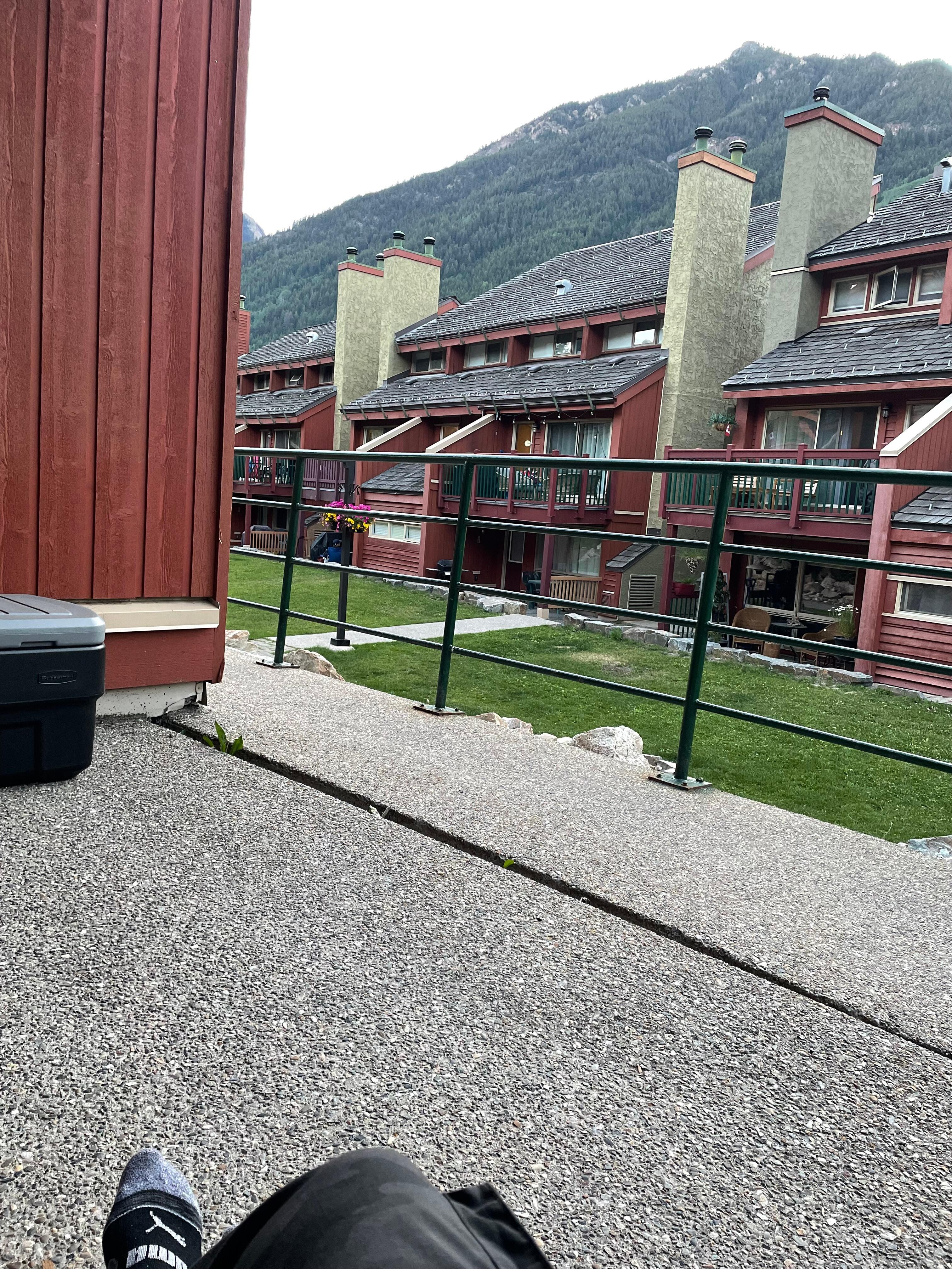 Patio view in Horsetheif