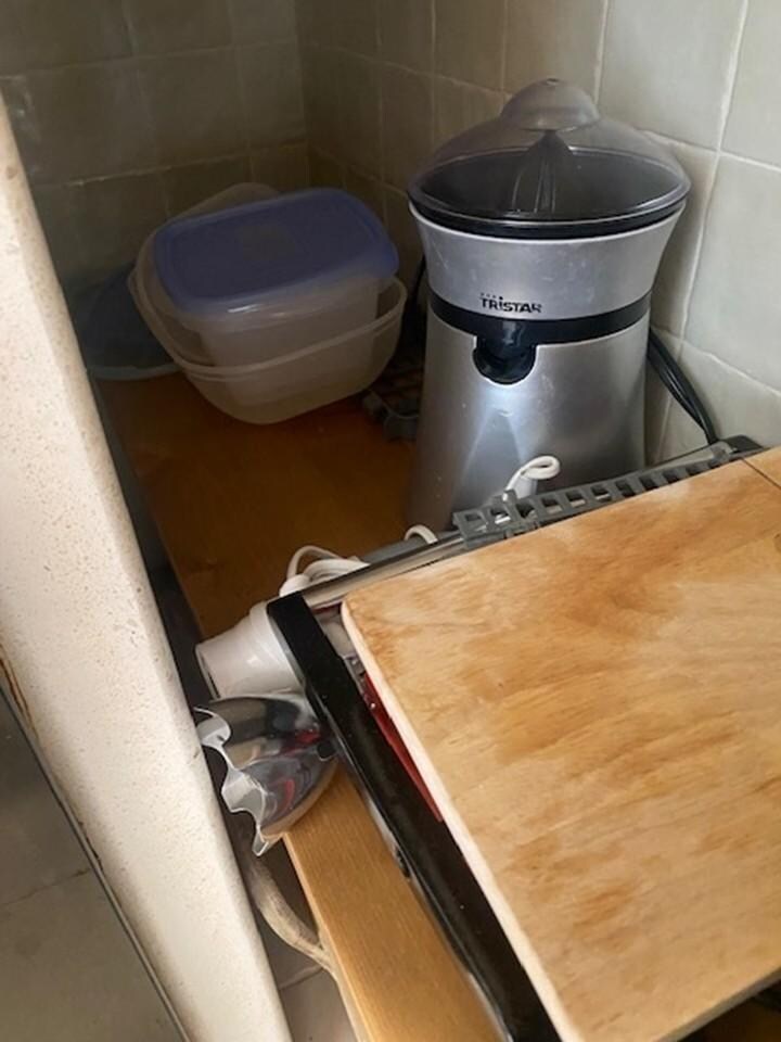 Kitchen cupboard