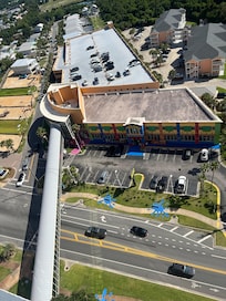 Parking garage behind Alvin; super confident!