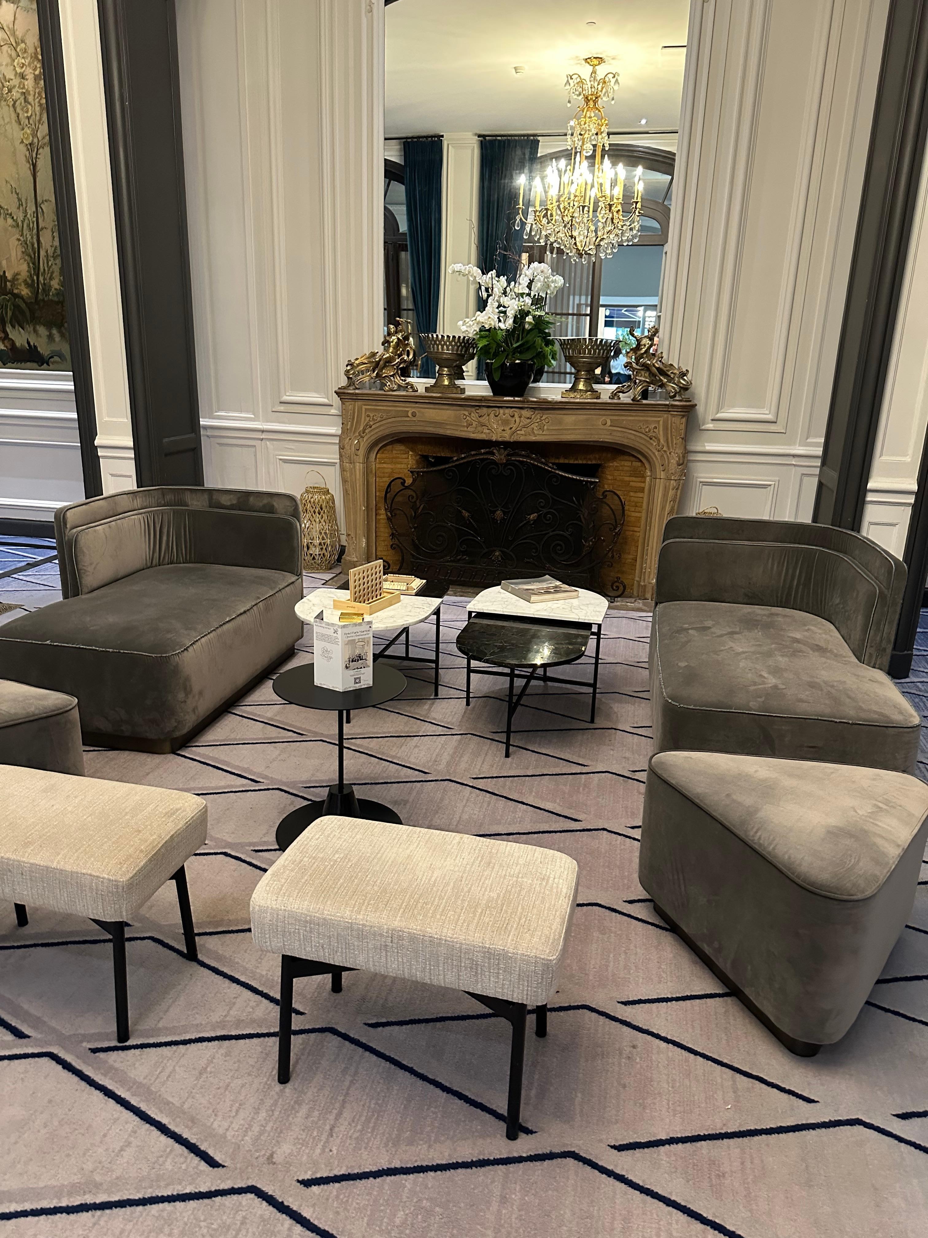 Lounge area