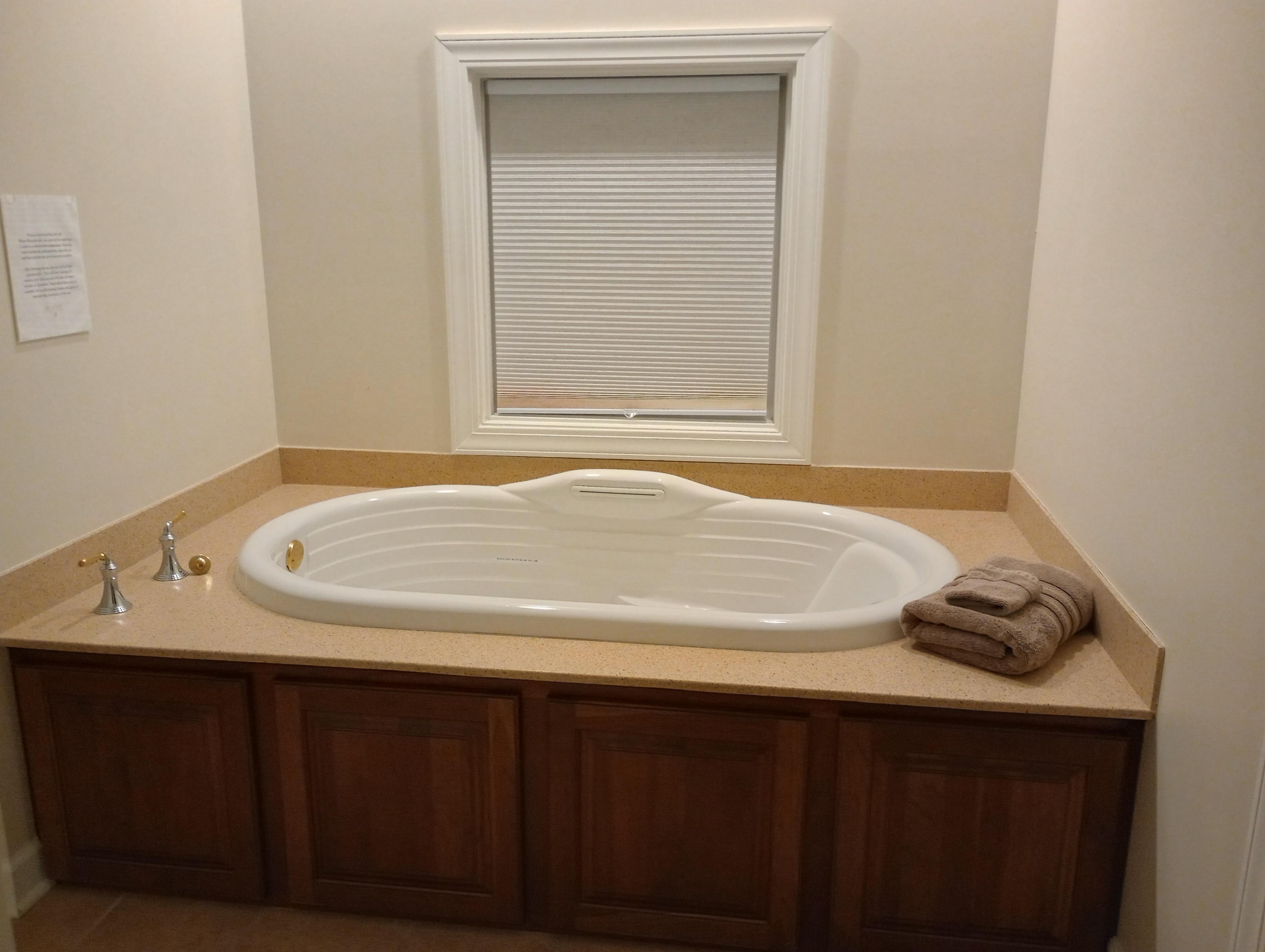 Hot tub