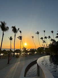 Sunset at infinity pool