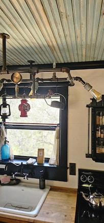 Kitchen with fixtures that will take your breathe away