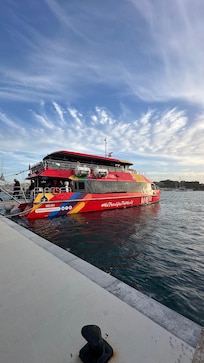 6 min walk to ferry port