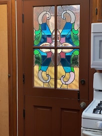 The beautiful Stain Glass door in Kitchen. I forgot to get photos of all the beautiful Stained Glass Windows in the living room.