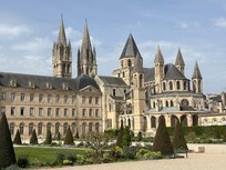 Abbaye aux Hommes (William the Conquerorâs tomb) less than a 30 minute walk (through the very nice city centre)