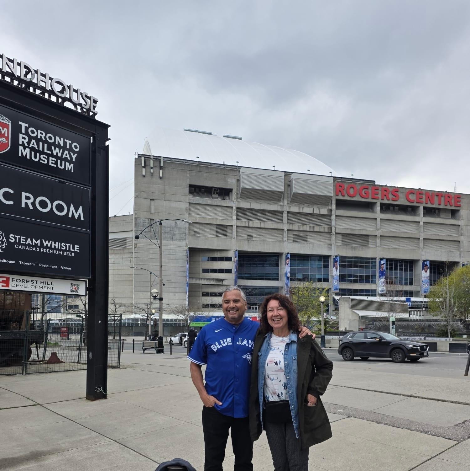 Rogers Centre 20 min walk from hotel 