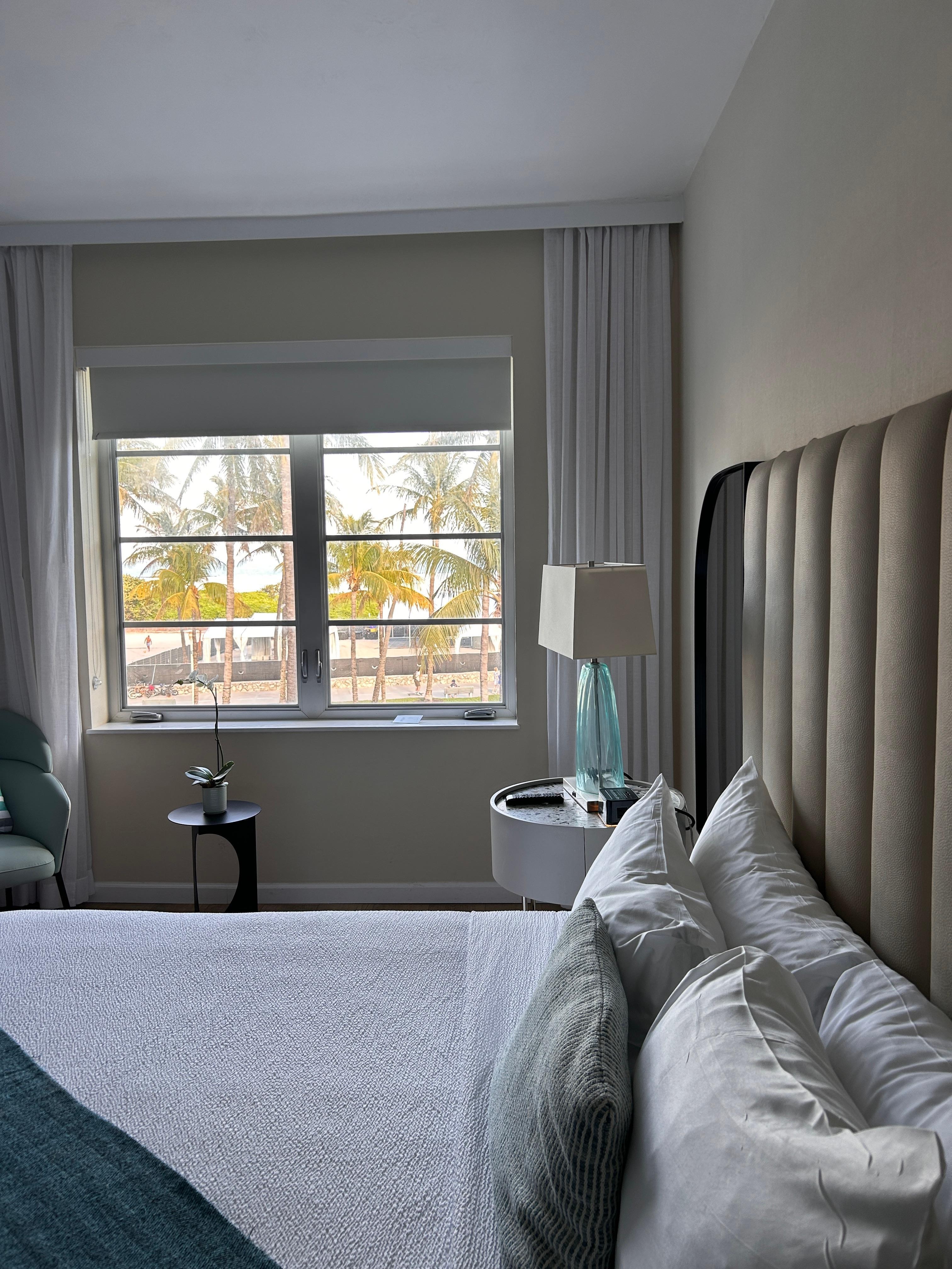 Room with ocean view 