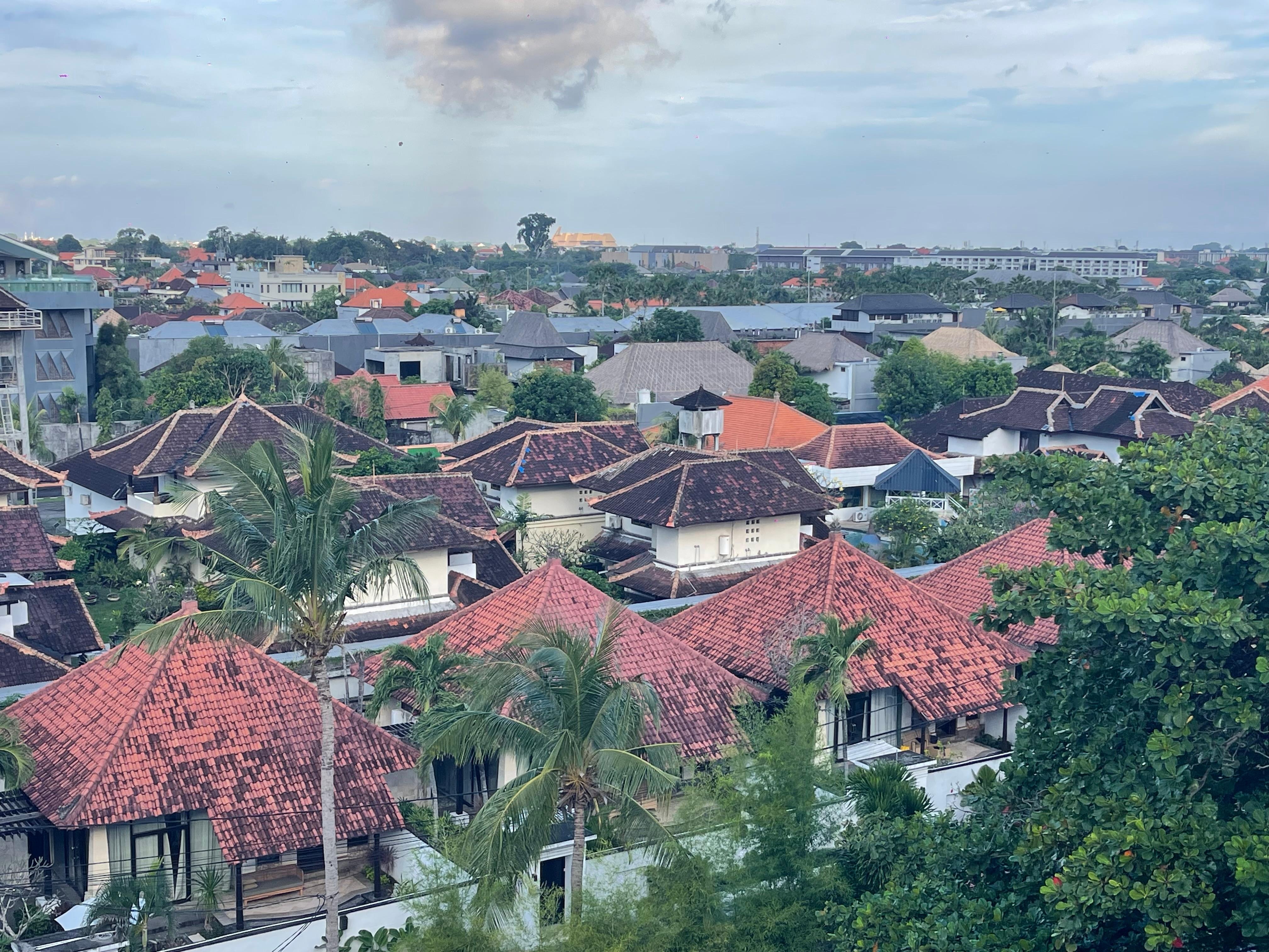 Roof top view, only better at night when the lights light up and the city life begins, 360-degree roof top views.