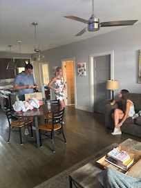 Living room/kitchen