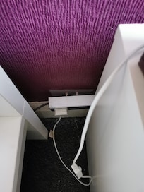 Long thin screws directly into plasterboard???