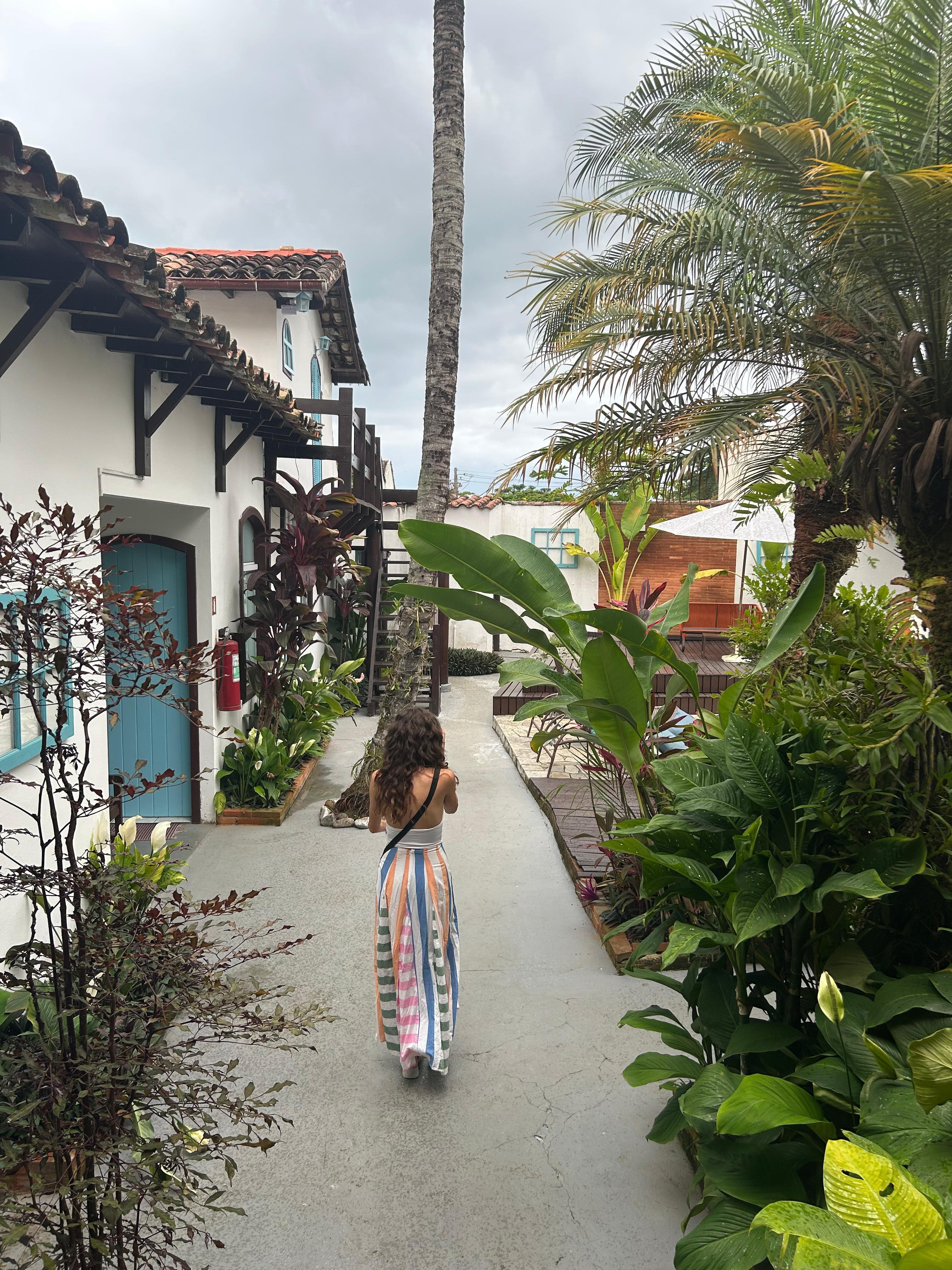 Andando pela pousada 