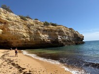 Local Albandeira Beach