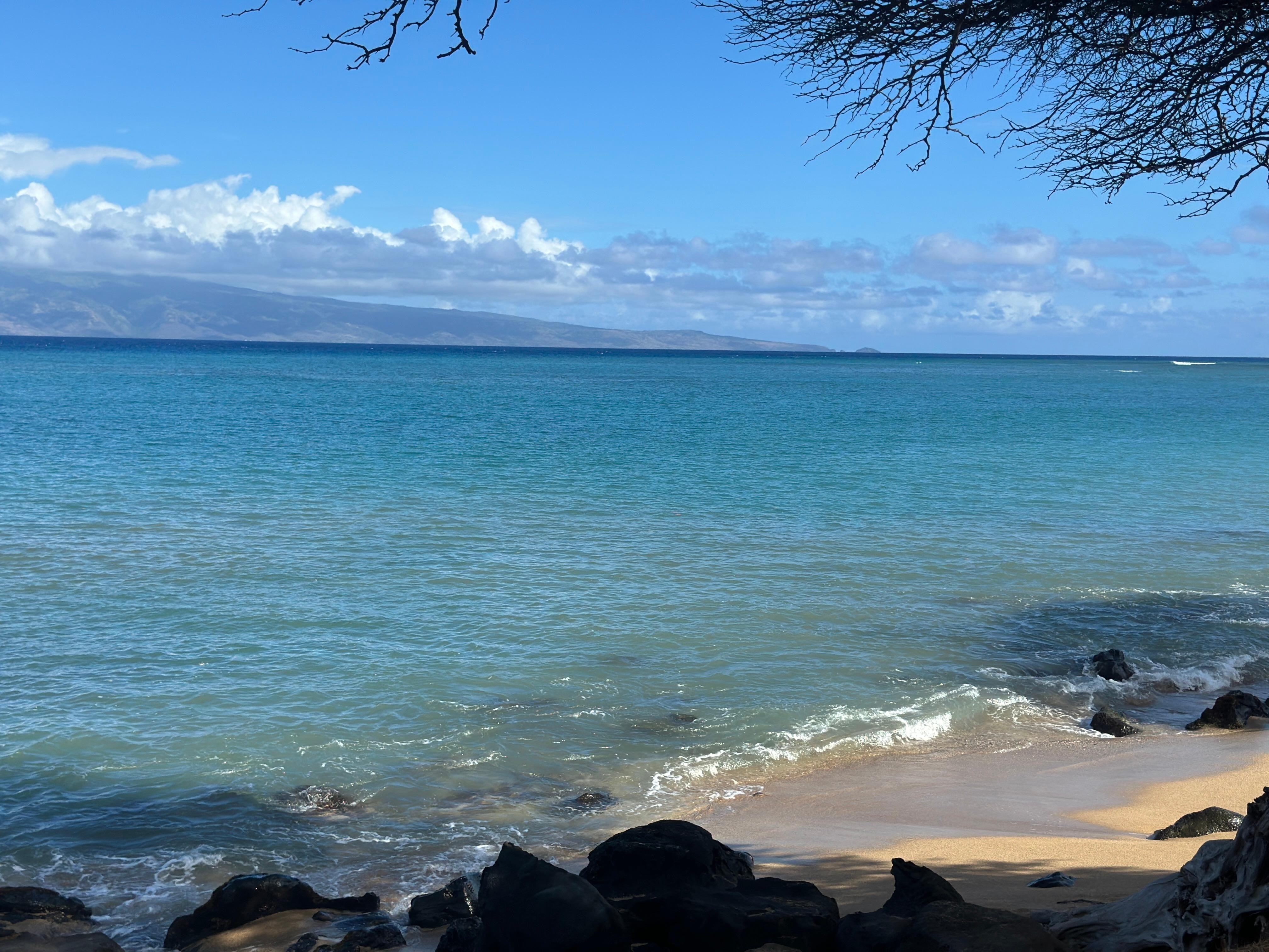 The beach across the road from Kahana Falls