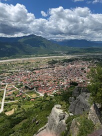 Towns of Kalabaka and Kalistraki from above.