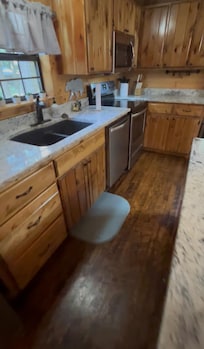 Beautiful counter tops.