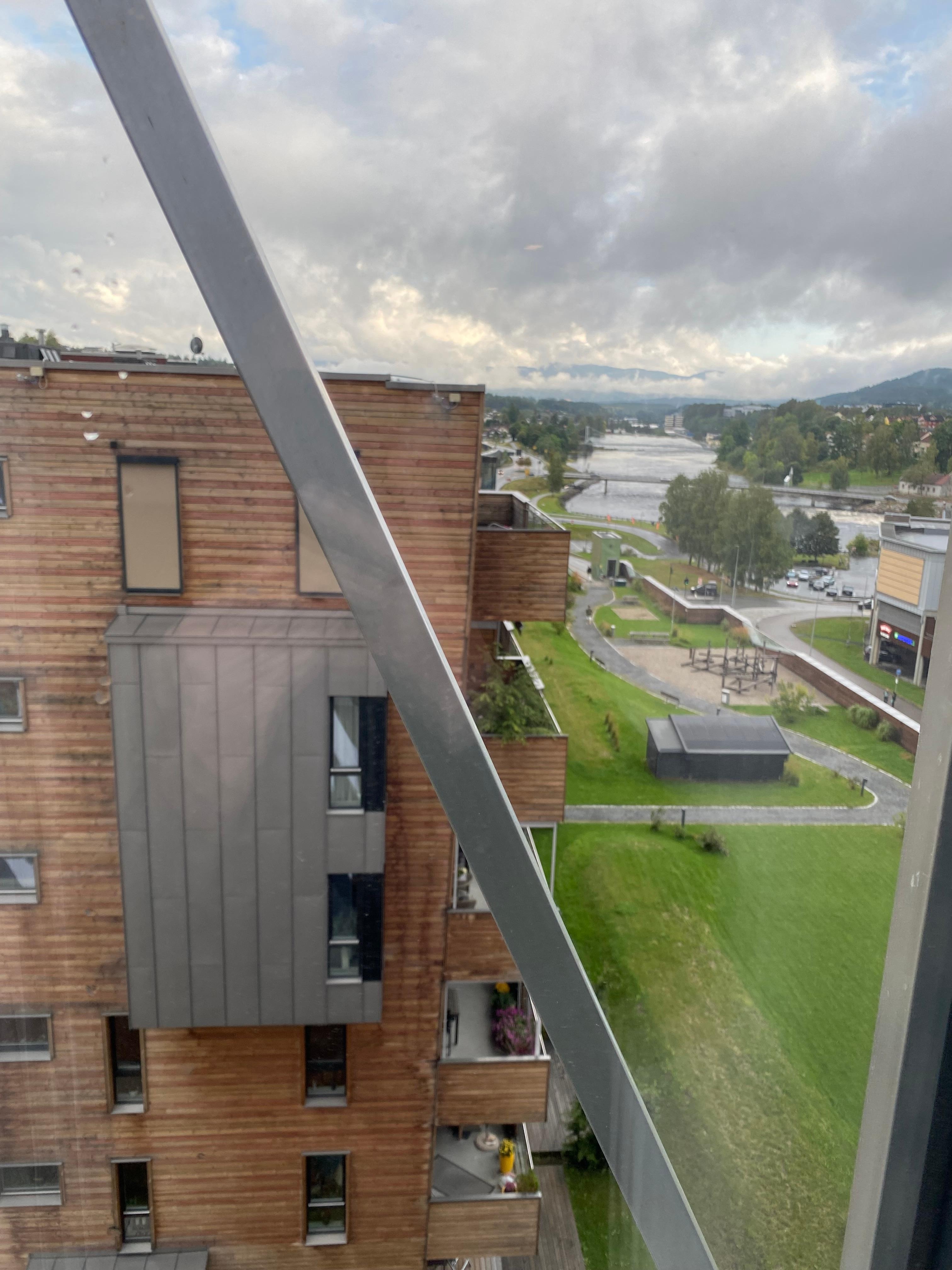 Utsikt fra rommet i 9 etasje