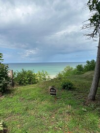 Lake Erie, Pennsylvania. Enjoyed watching bald eagles glide in the sky. 🦅