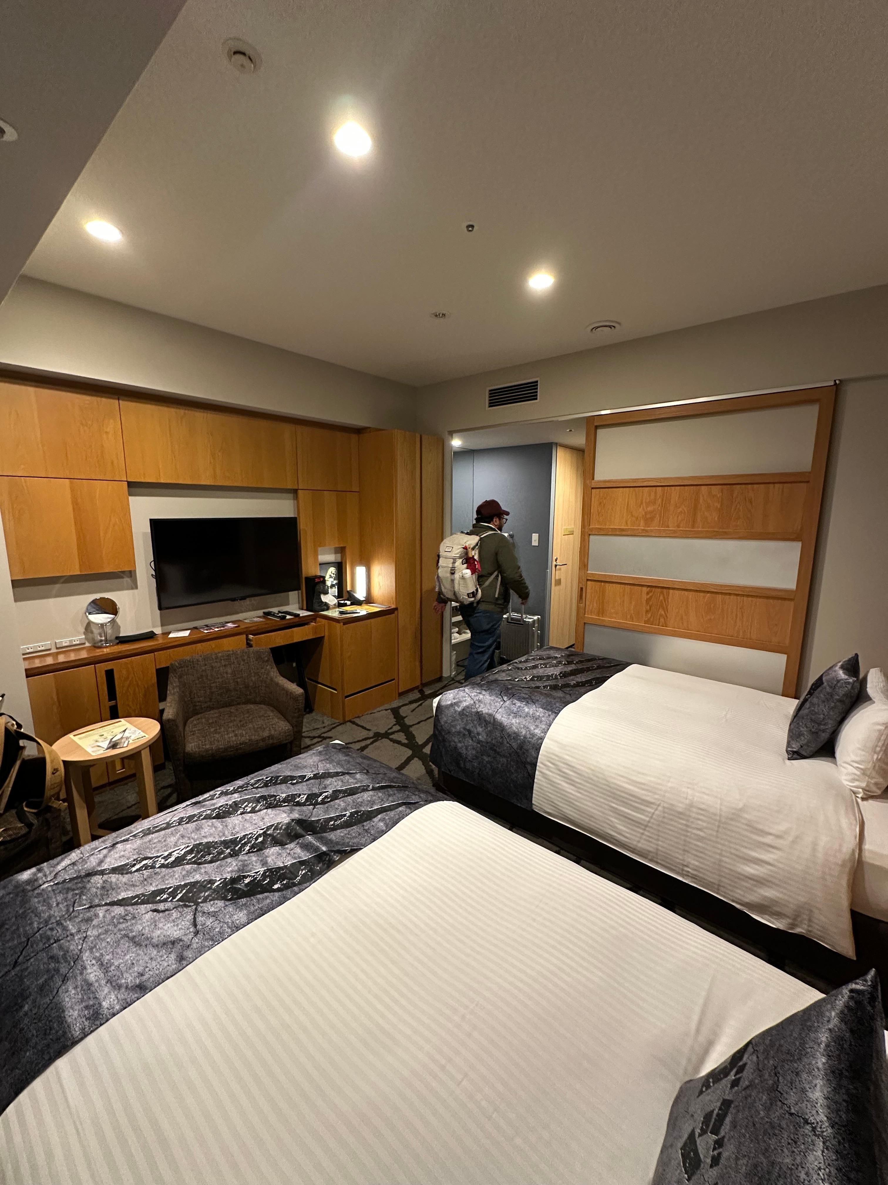 Another view of the room