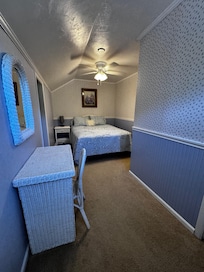 Sweet shabby chic bedroom
