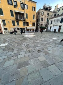 Il campo all’angolo dell’abitazione. Tranquillità
