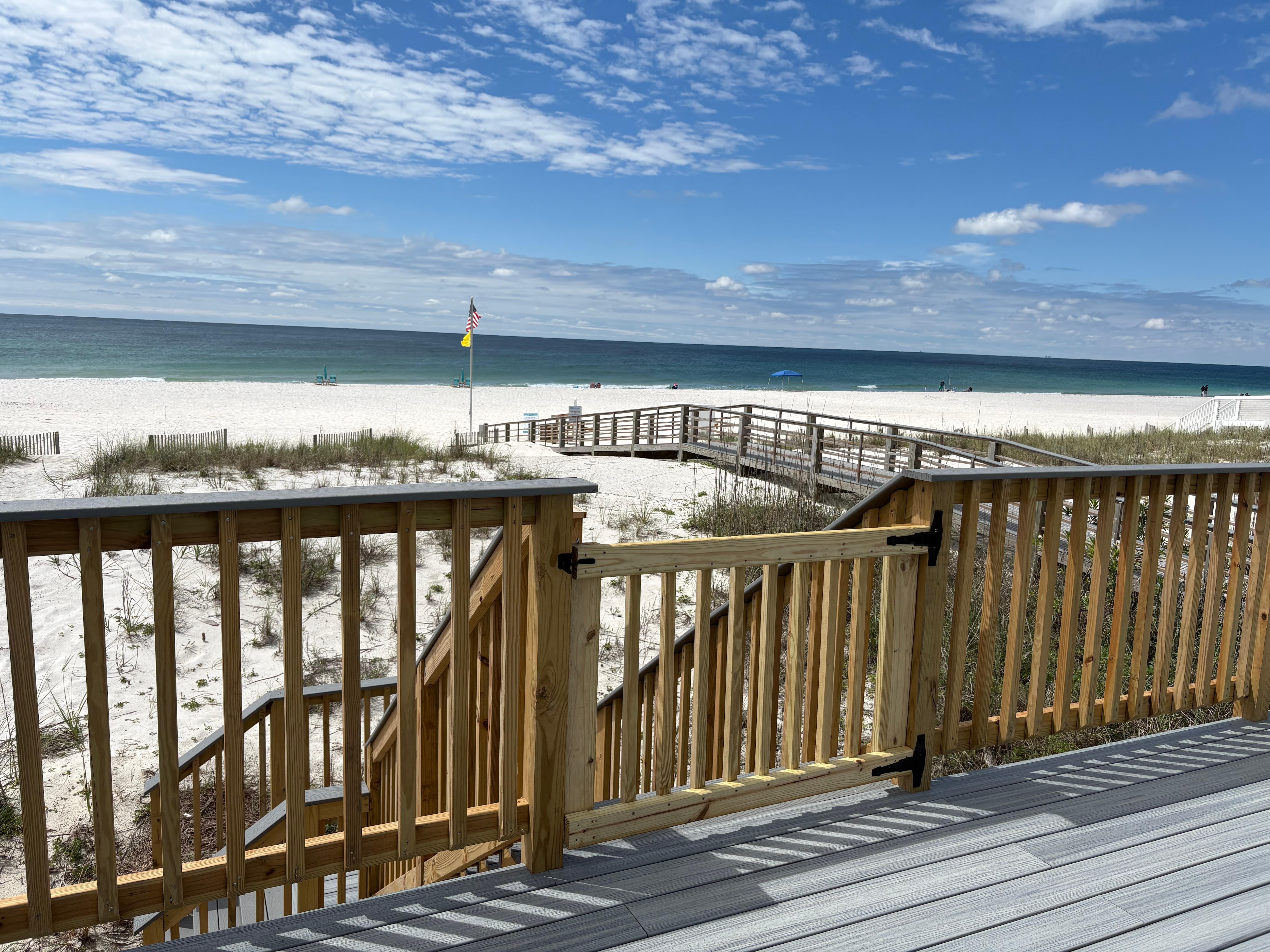 100 steps from the deck to the water!