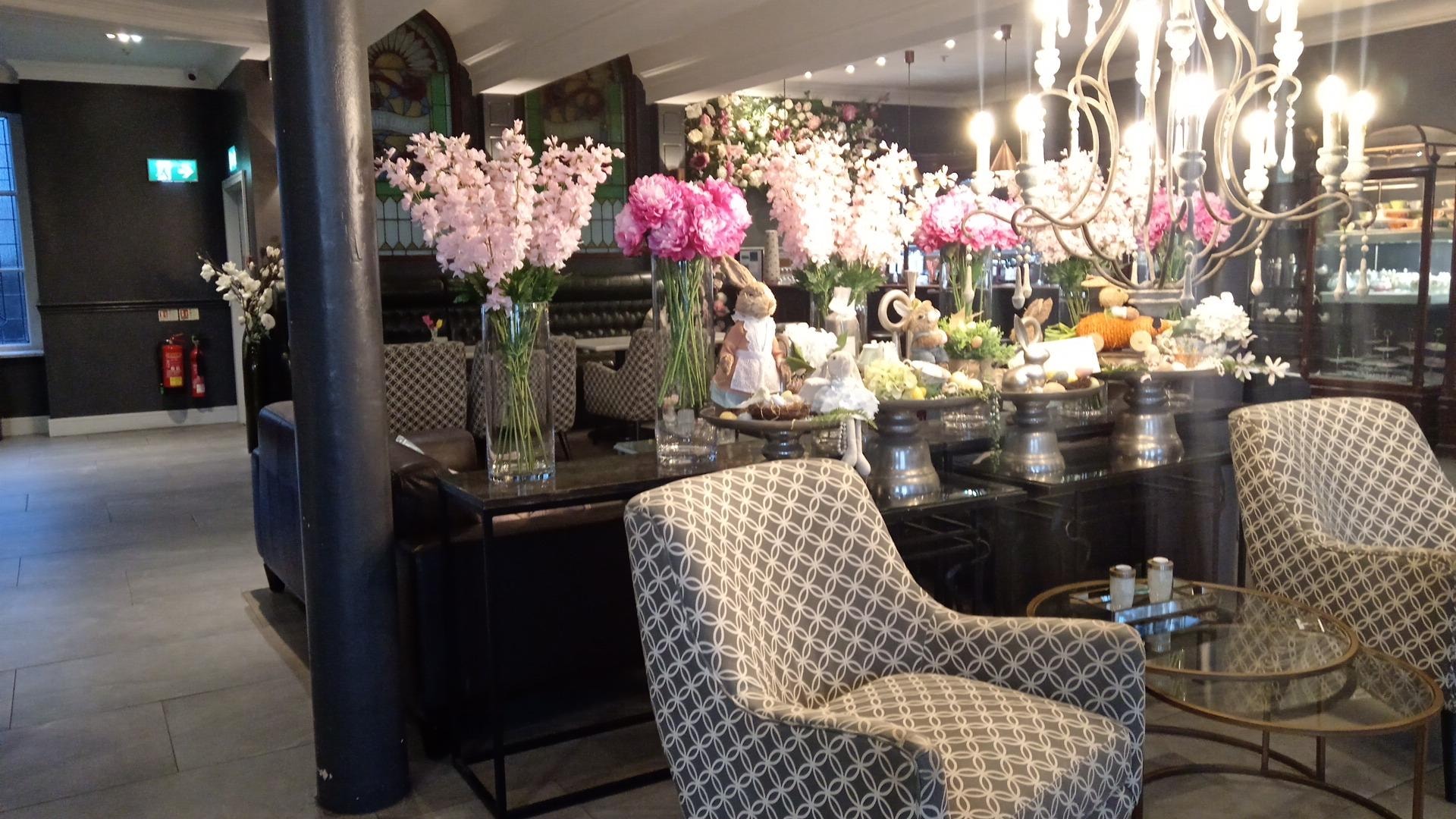 Die Lobby ist toll dekoriert. 