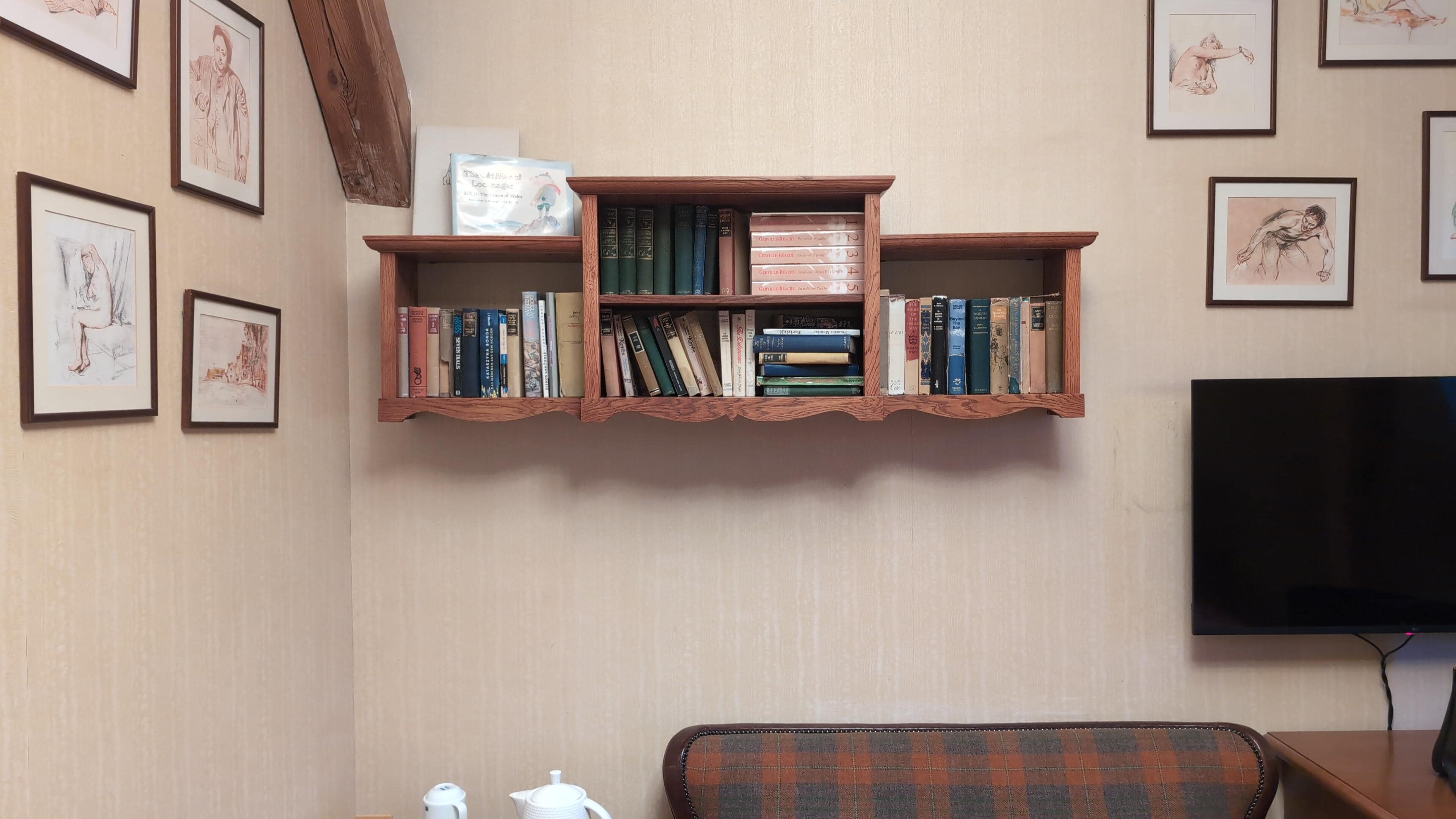 Librarian in Voltaire room. 