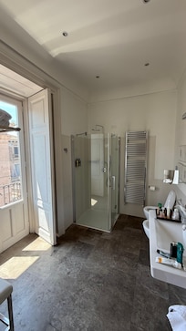 Huge bathroom