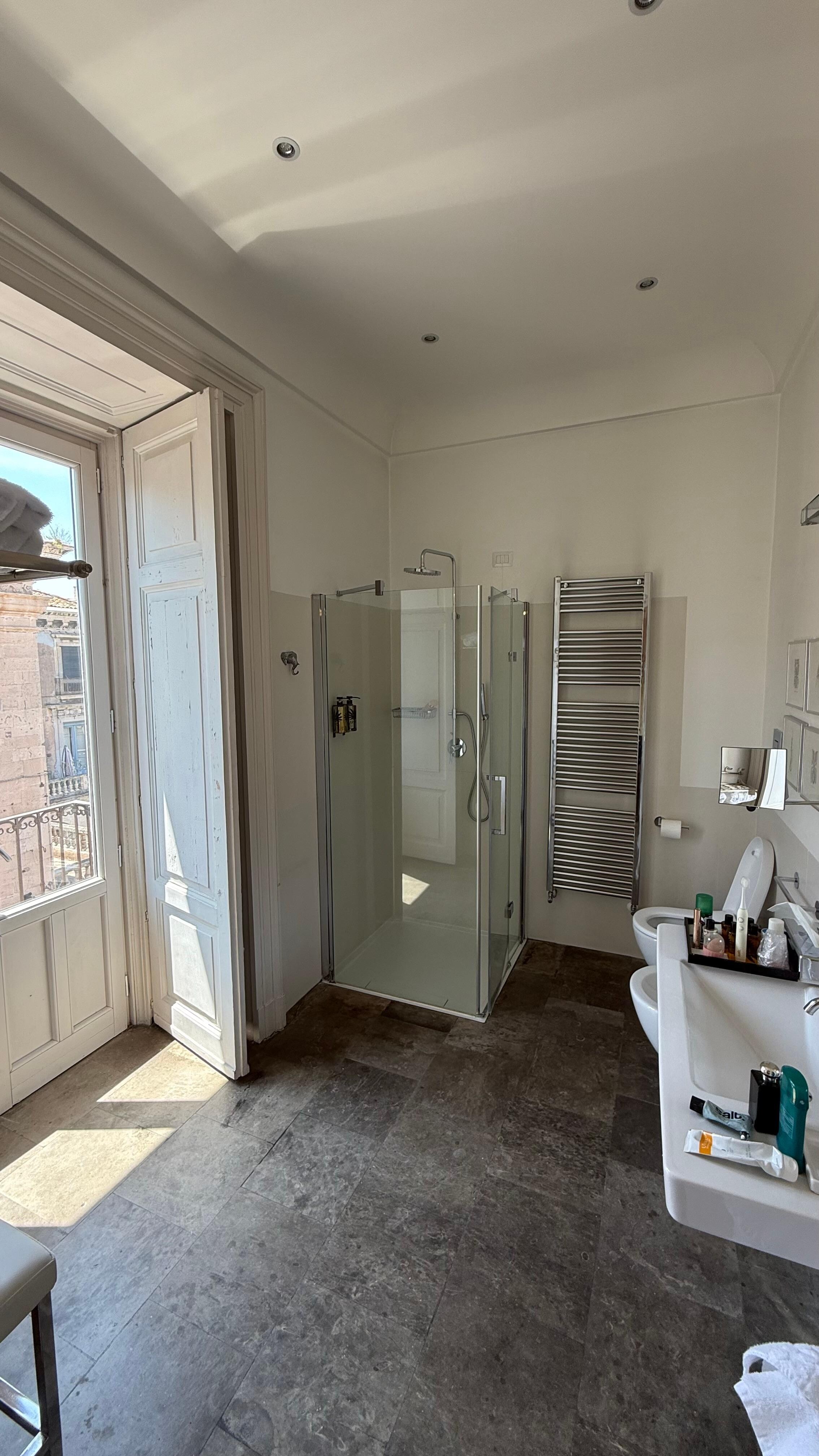 Huge bathroom