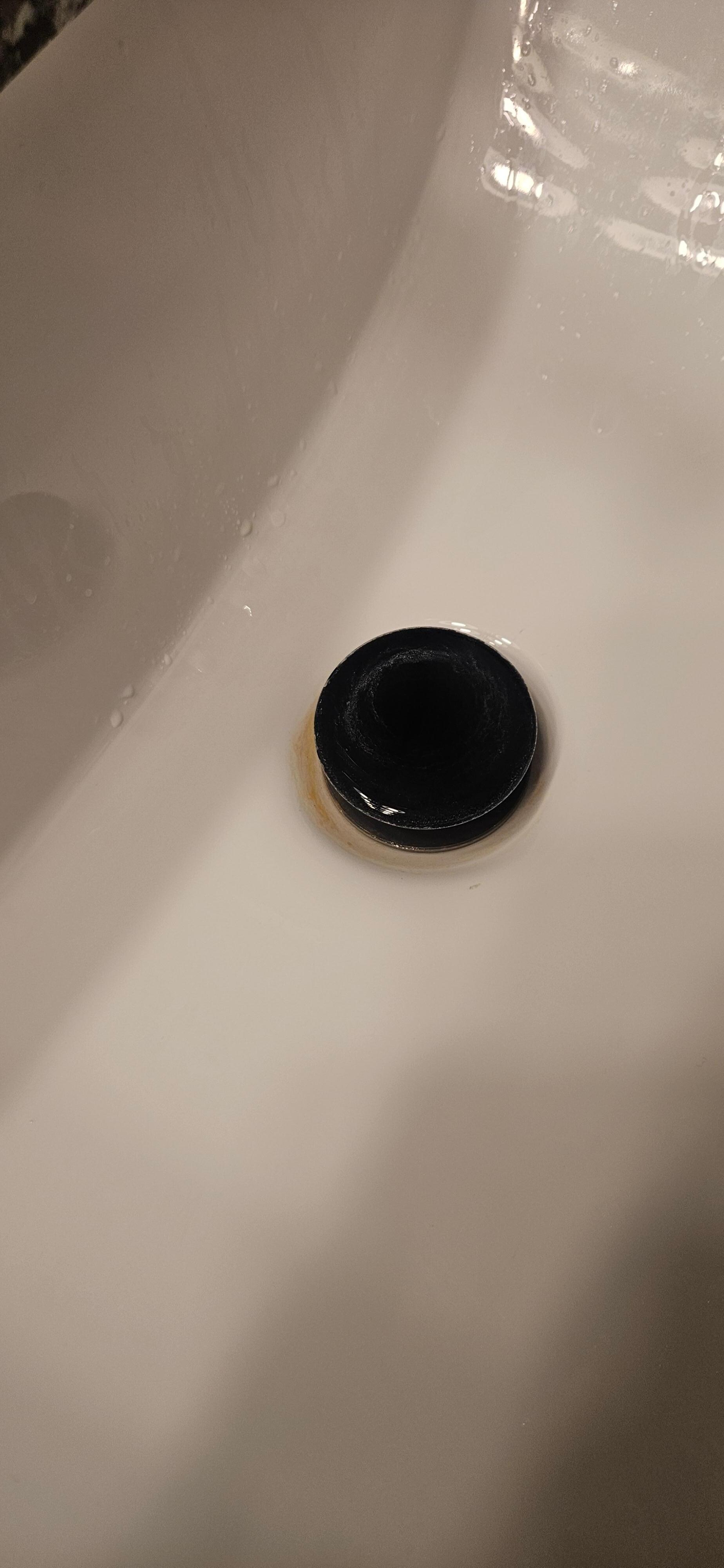 Bathroom dinks