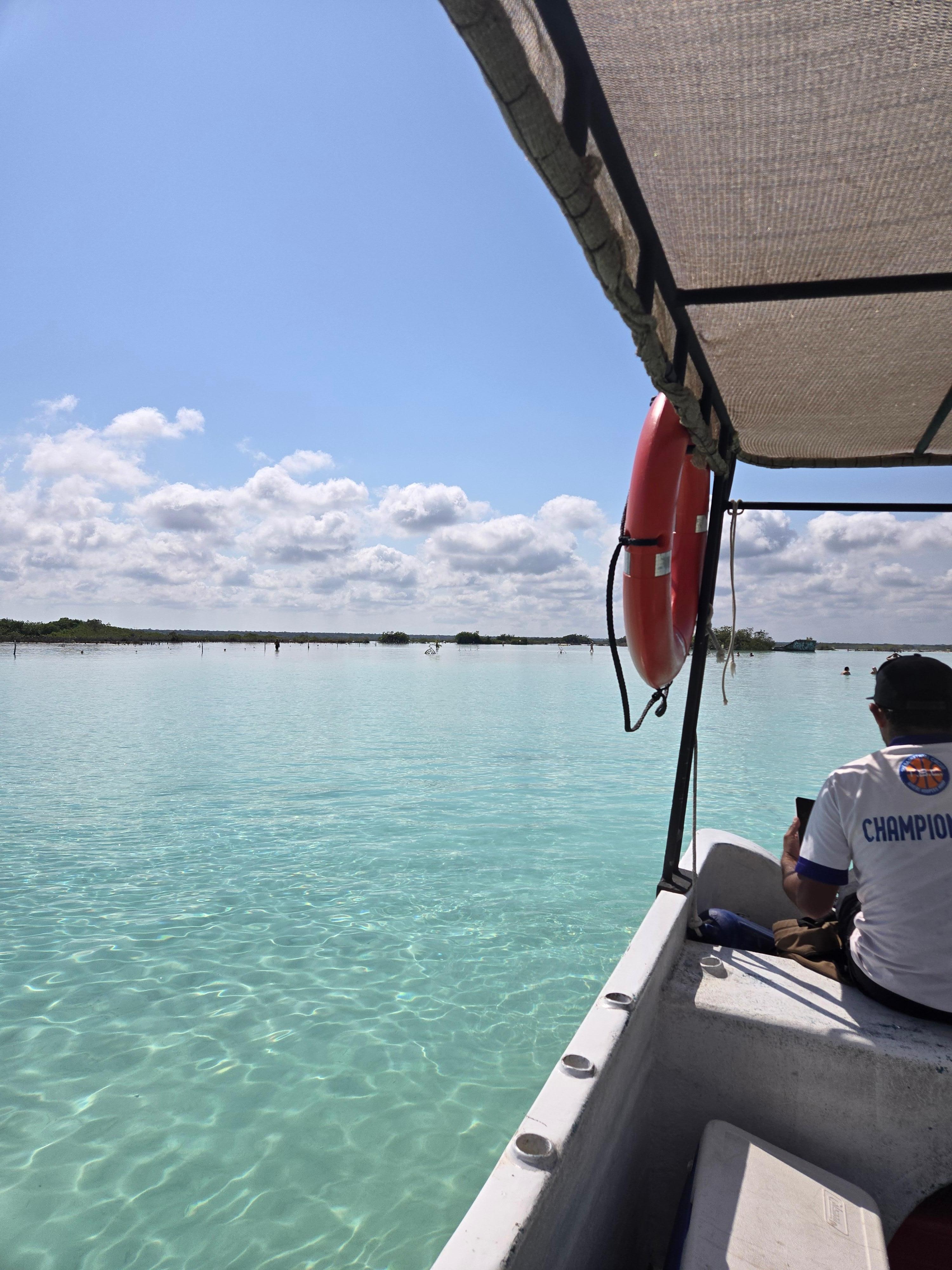 Petite excursion de + ou - 3hrs moyennant 450 pesos ch. Offert par Asana